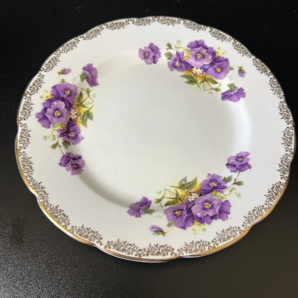 COLLINGWOODS ENGLAND‎ BONE CHINA 8